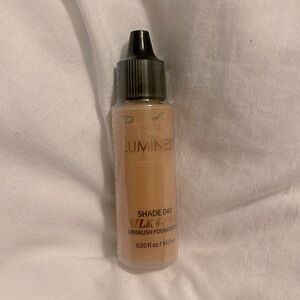 NWT Luminess Airbrush Foundation 040
